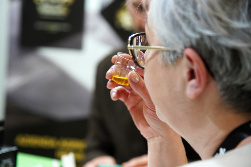assaggi_olio4